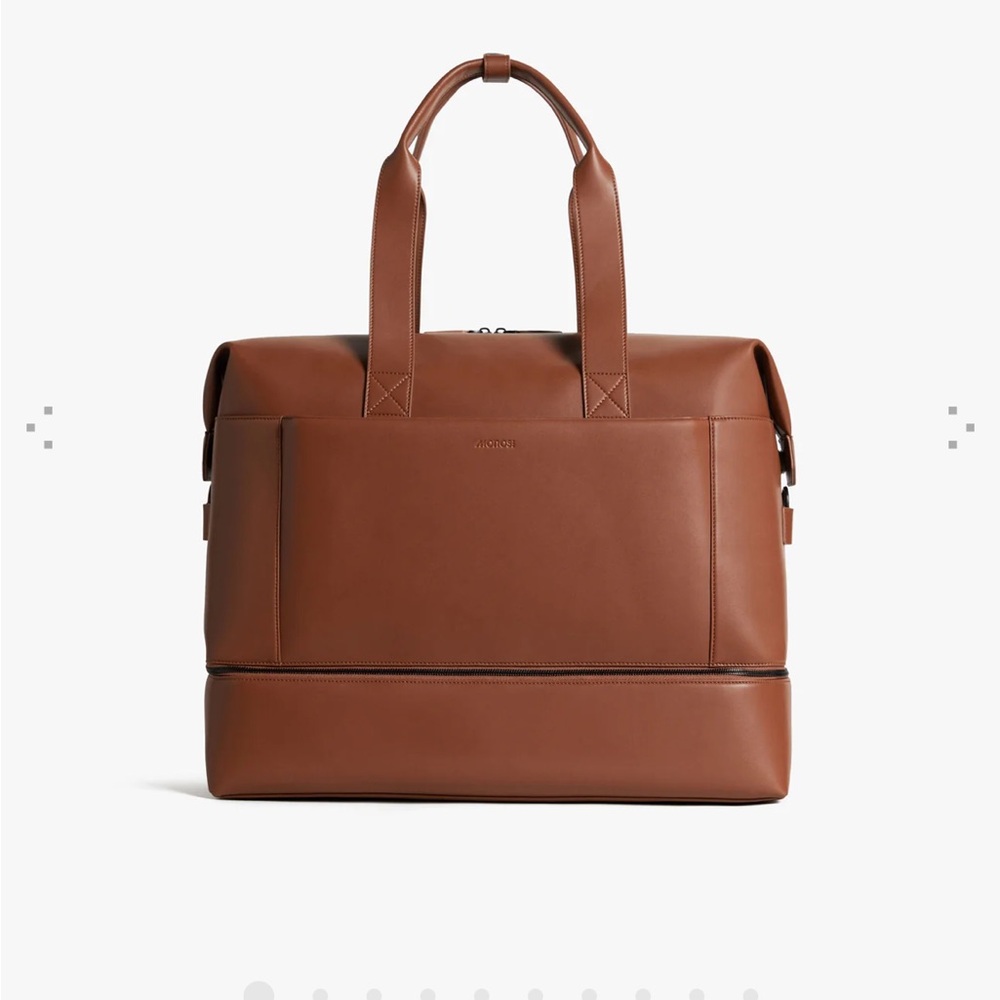 Monos weekender bag  Mahogany Vegan Leather Excellent Condition